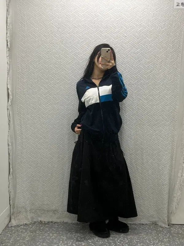 アディダス スポーティー あのちゃん風 三角ロゴ バイ ジャージ ジップアップ 95 C06551