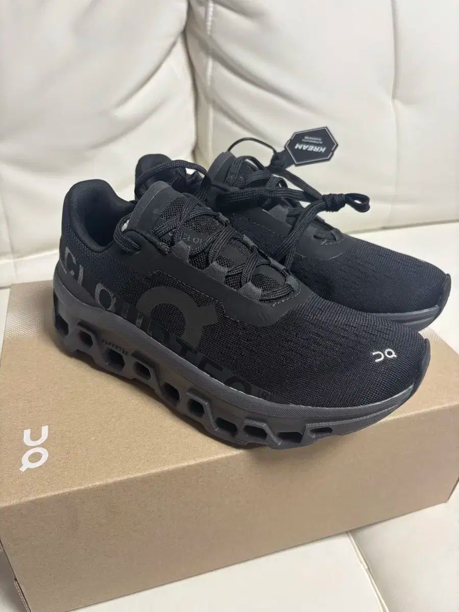 単ランニング クラウドMONSTER 230 新商品