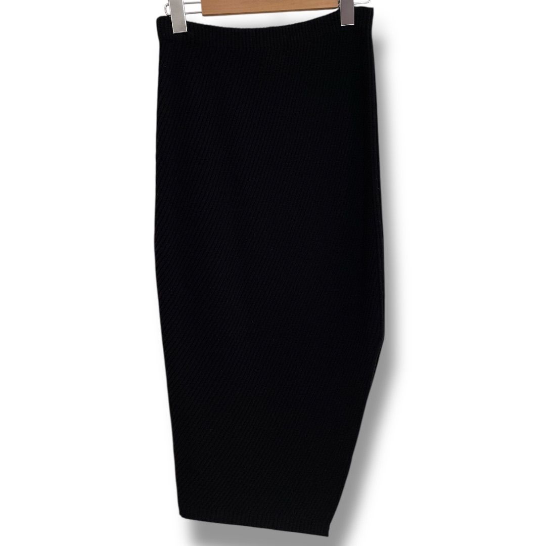 セオリー Theory☆タイトスカートシンプル 黒 サイズ4 L フォーマル