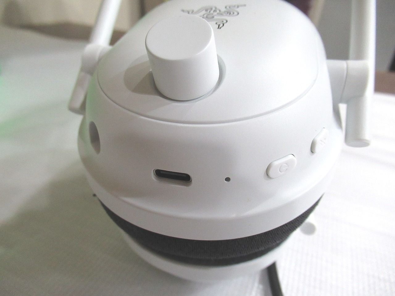 ワイヤレス ゲーミングヘッドホン