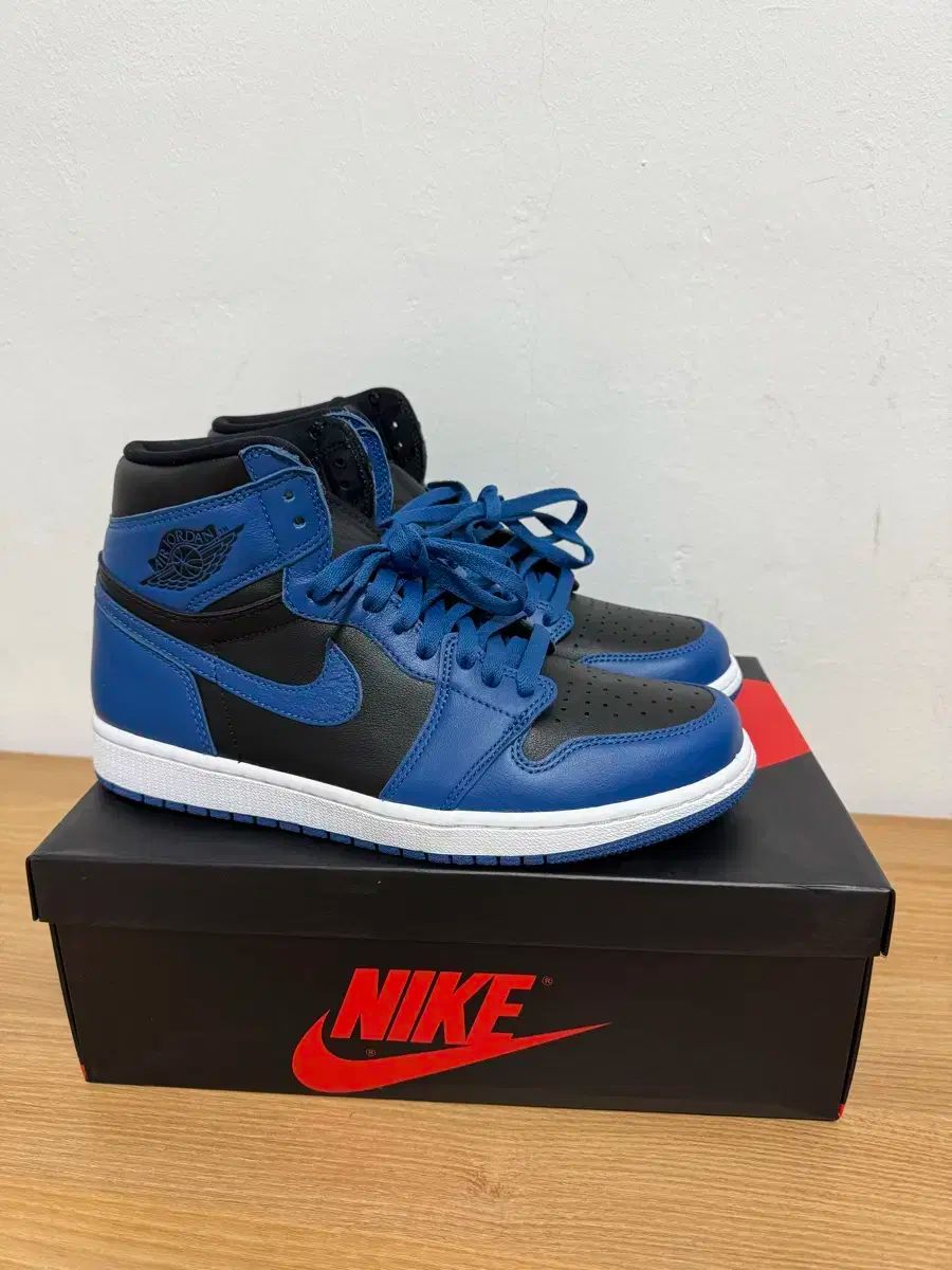 NIKE ジョーダン 1 レトロ ハイ OG DARK MARINA BLUE