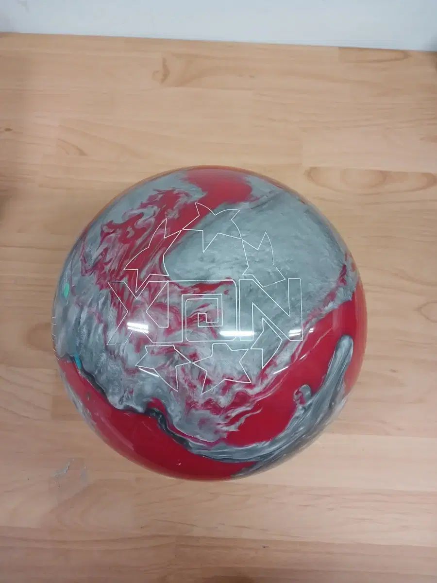 ボーリングボール 完 13p GENESIS スペアボール