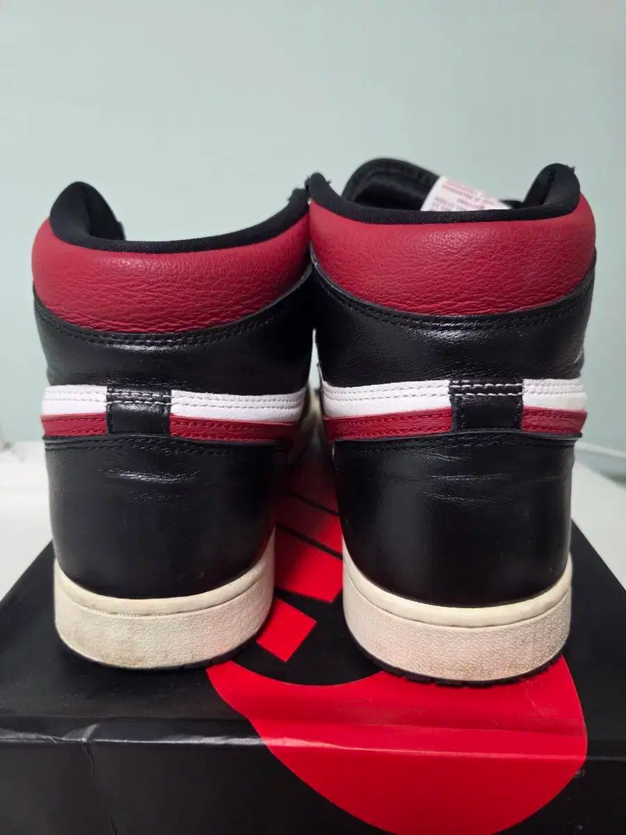 280 エア ジョーダン 1 レトロ ハイ OG ジムレッド