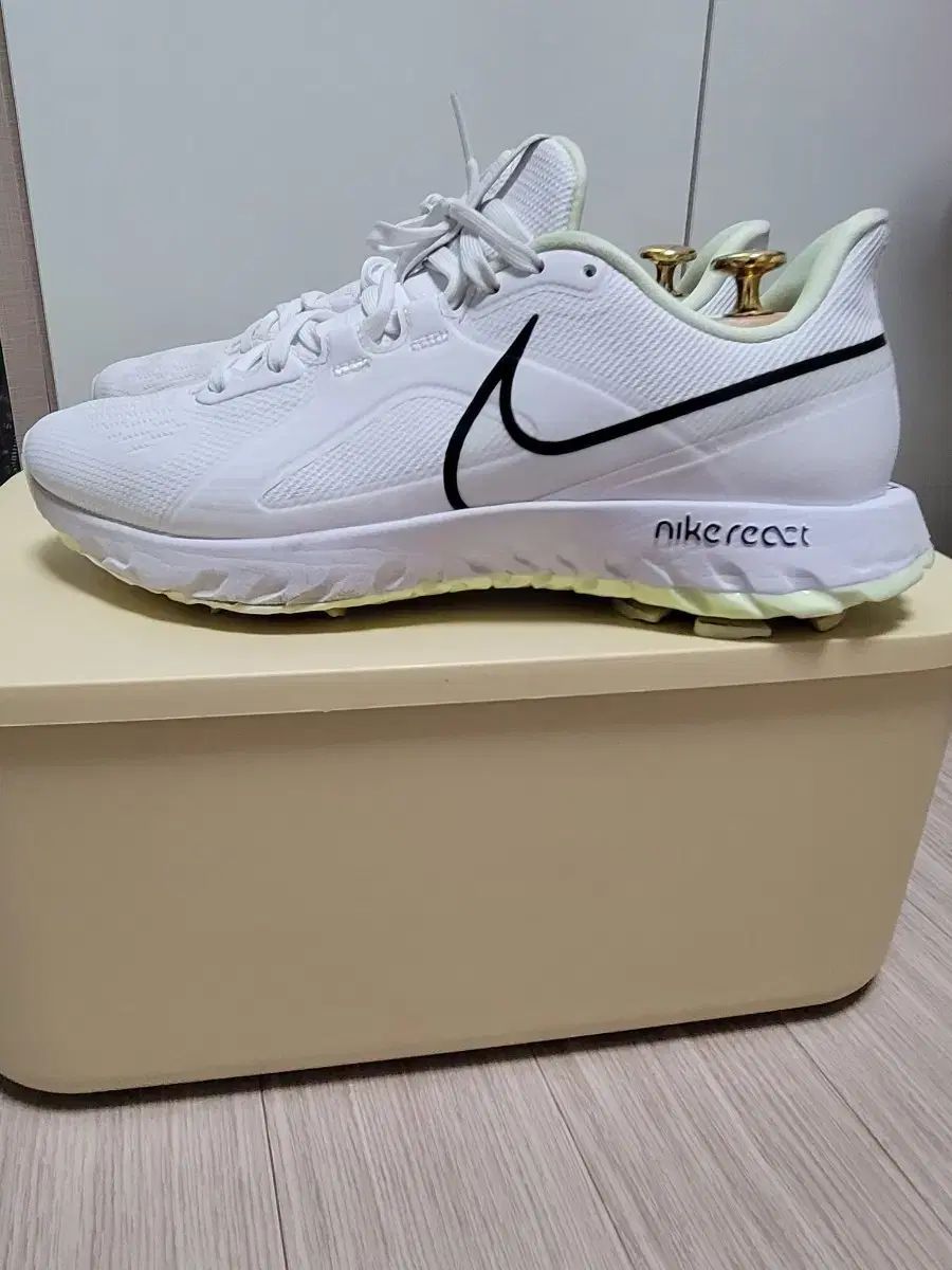 メンズ NIKE リアクト インフィニティ プロ 白 ボルト 280 275 足囲 - 280