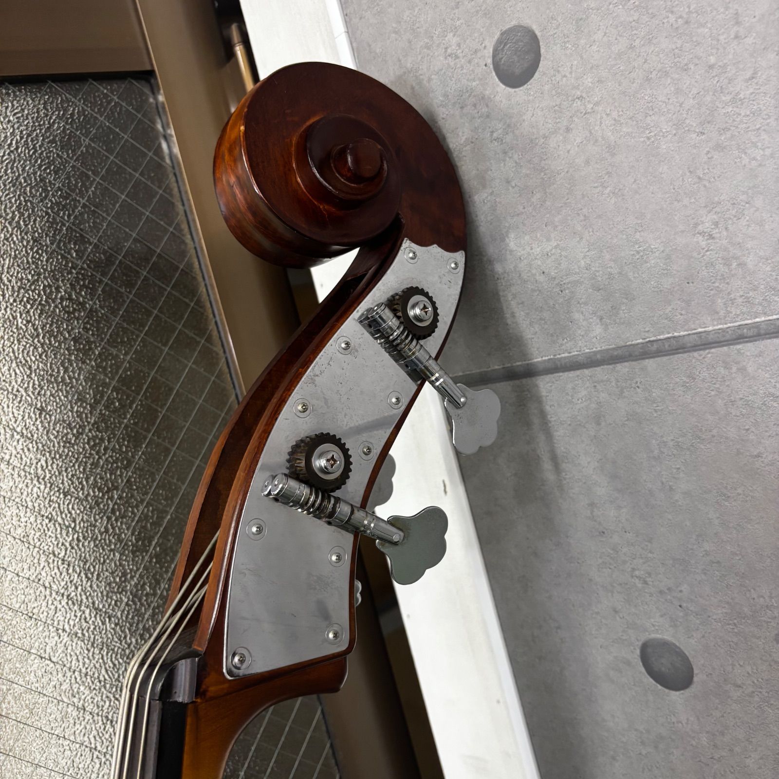 サイレントベース