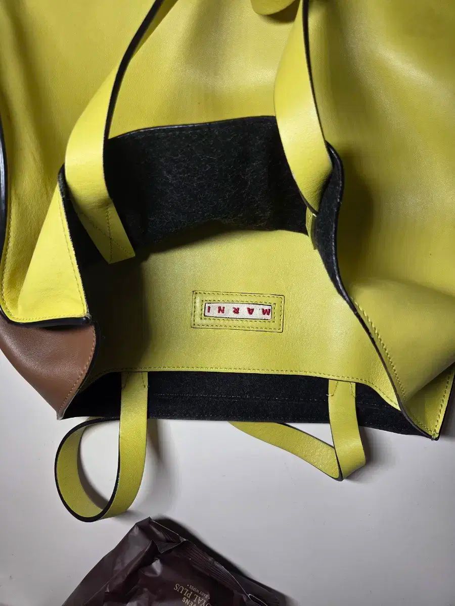 PRADA プラダスポーツ ボディバッグ カーキ PRADA SPORTS プラダ スポーツ ナイロン ショルダークロスボディー