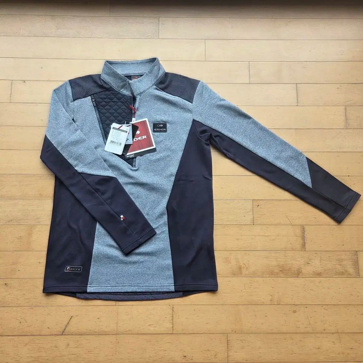 アイダー 秋 冬用 性 ジップアップTシャツ 新商品