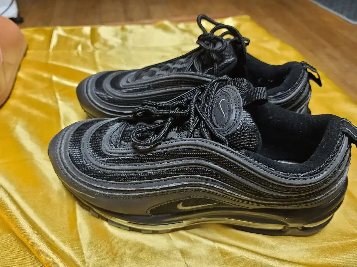 スニーカー メンズ