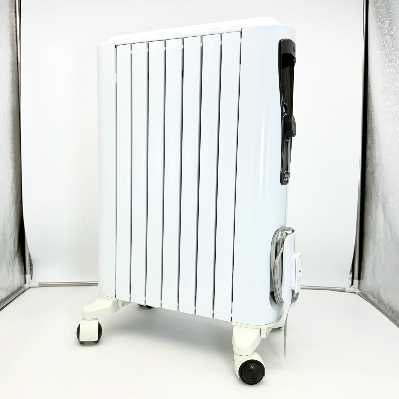 【未使用】デロンギ ユニカルド オイルヒーター ブラック RHJ65L0712 Amazon | De'Longhi (デロンギ) オイルヒーター ユニカルド RHJ65L0712