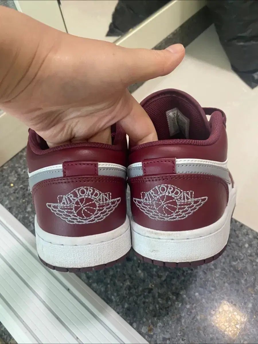 ジョーダン1 ロー