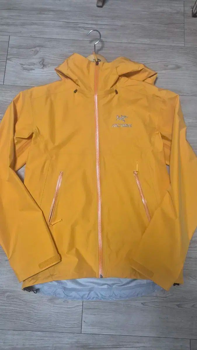 ARC TERYX アークテリクス ベータ lt NIGHT Sサイズ