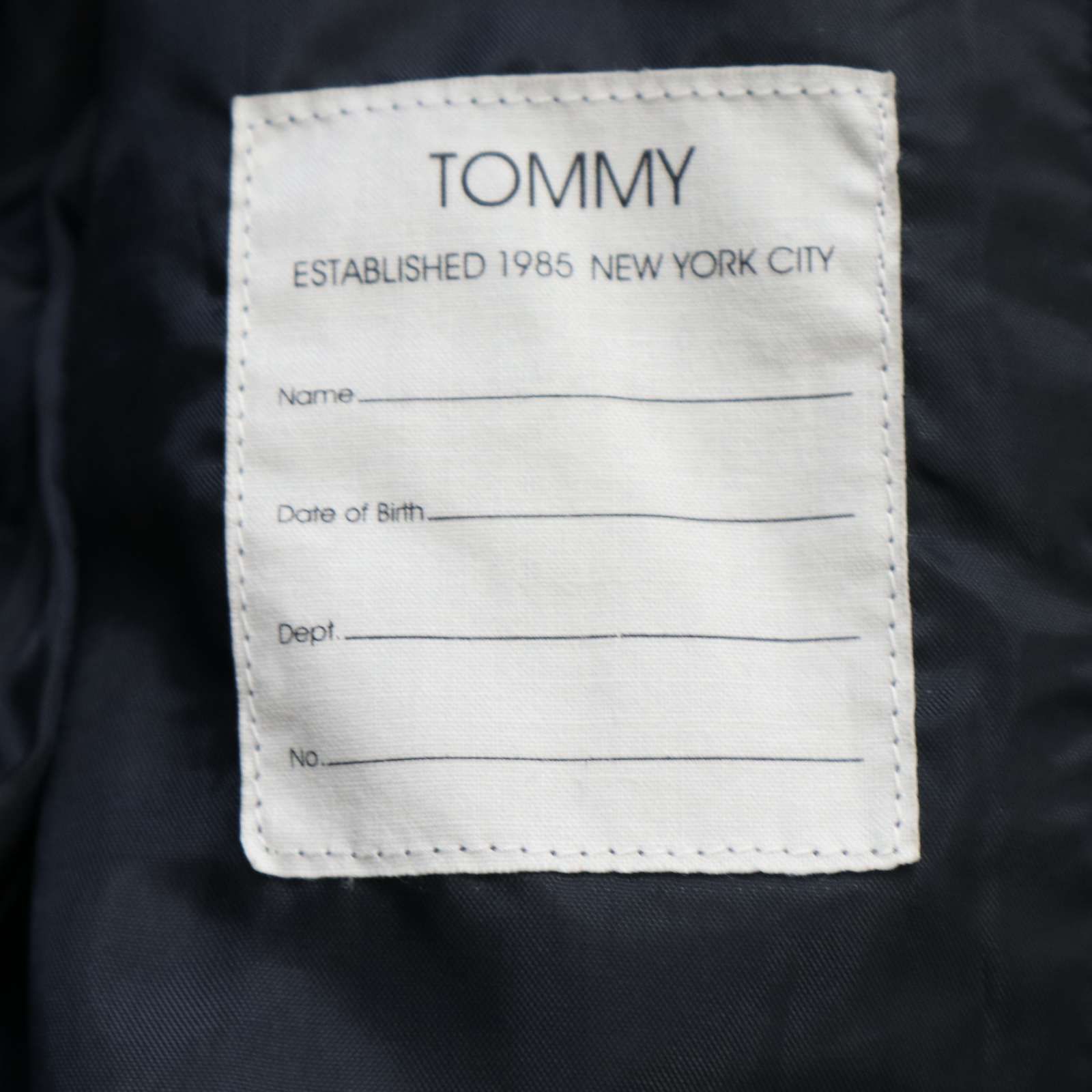 美品　トミーヒルフィガー　メンズ　ブレザー　ワッペン　トリコロール　銀ボタン　L TOMMY トミー ヒルフィガー ワッペン☆ 銀ボタン 裏地レオパード