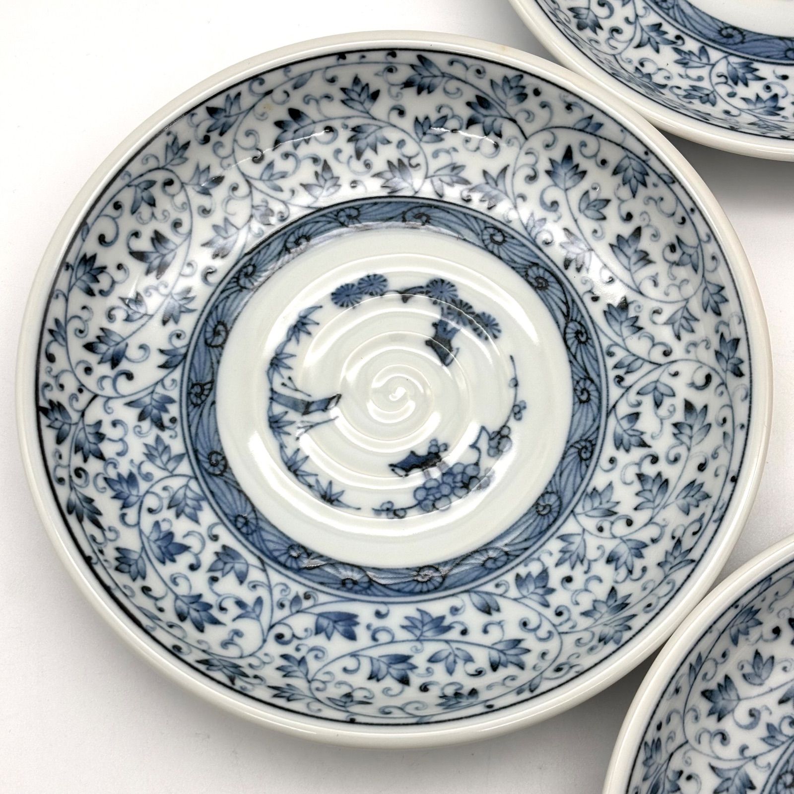 龍峰窯】古伊万里唐草 和皿揃 / 美濃焼 三洋陶器 龍峯窯 染付花 から