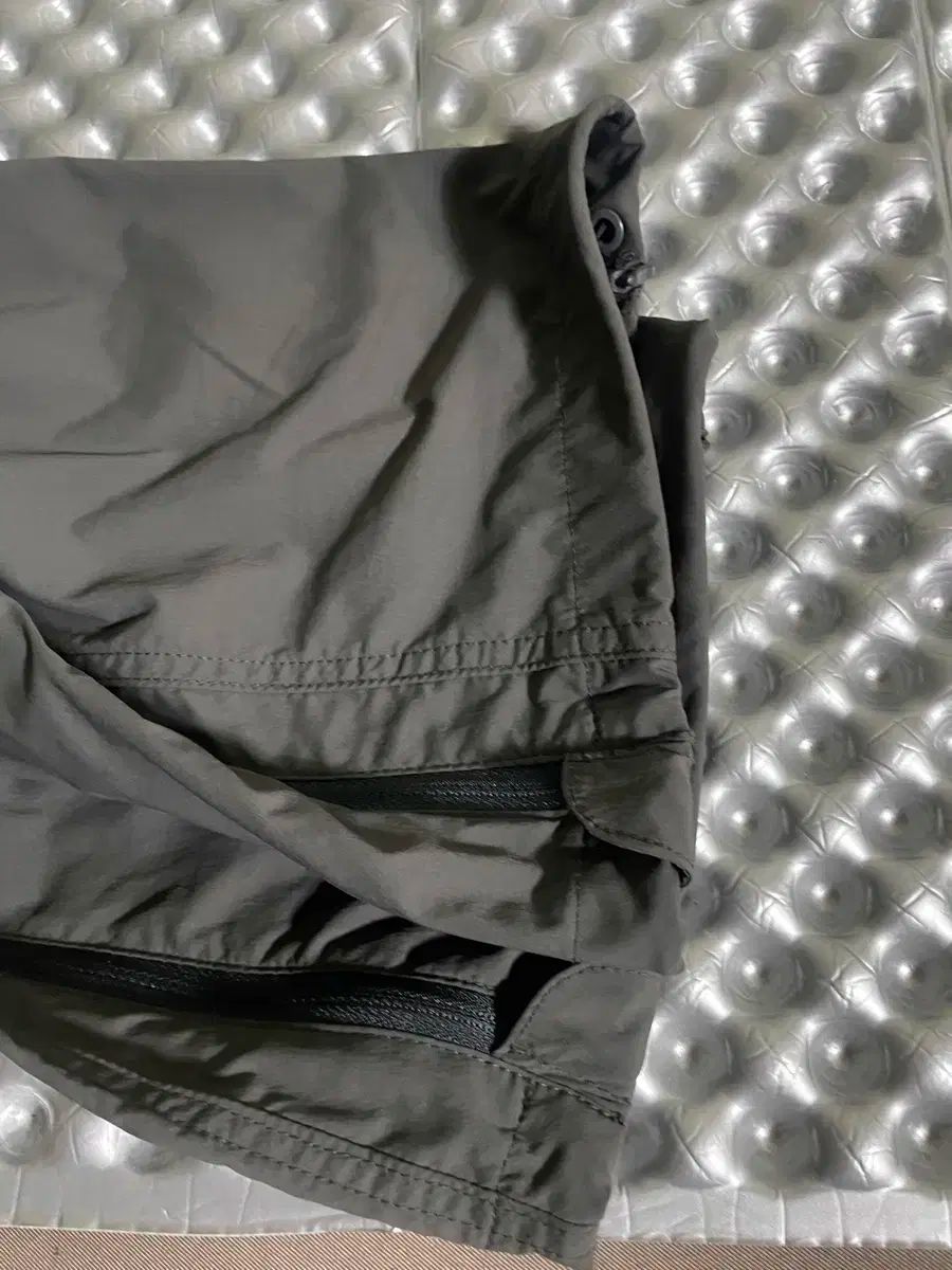 ハイキングパンツ Lサイズ