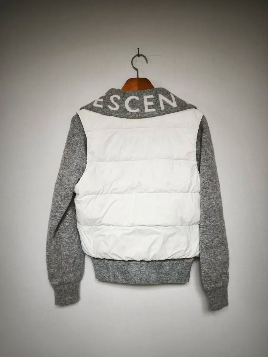 GOLF デサントゴルフ レディース ワイドKARA カラ ハイブリッド アウター 85