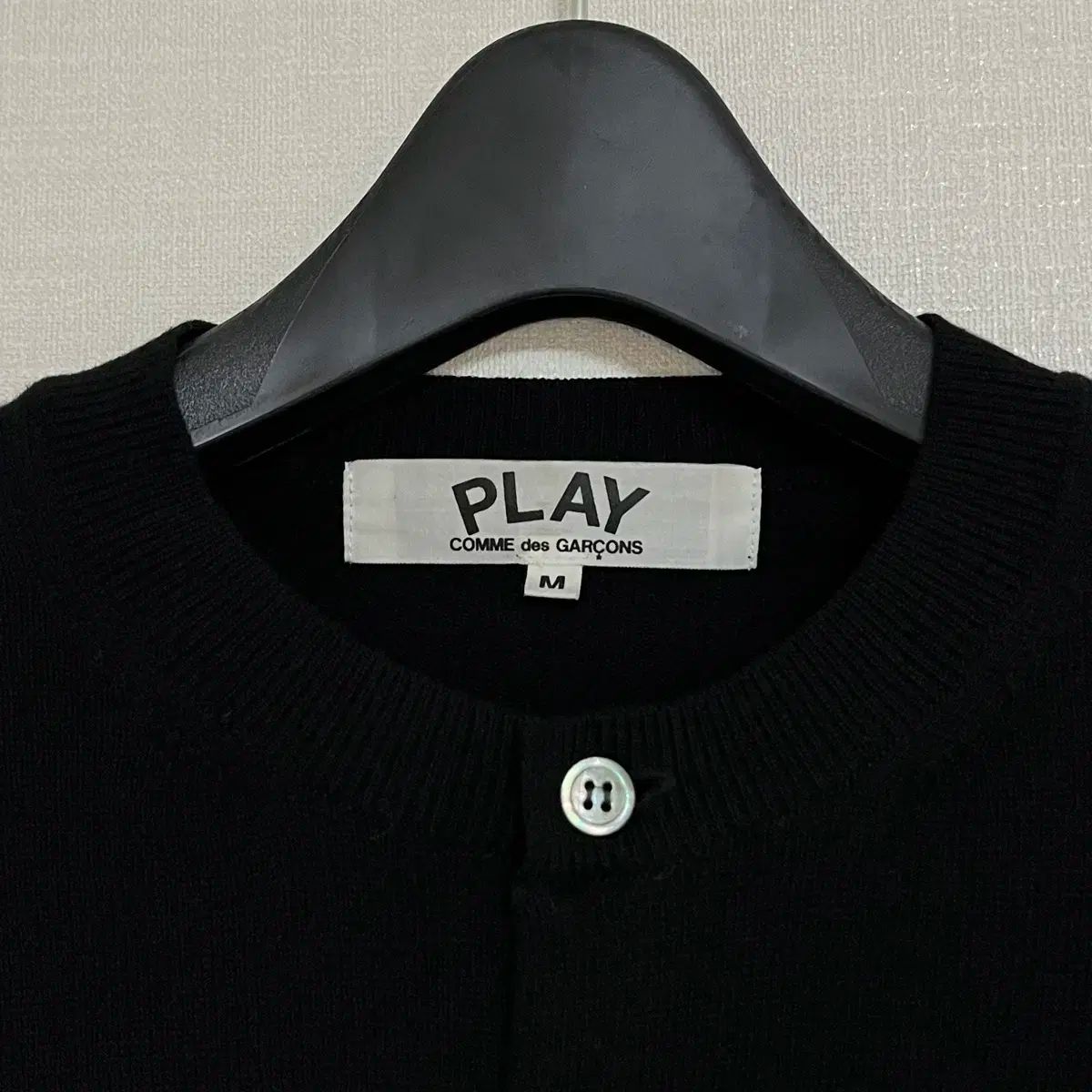 カーディガン ブラックワッペン