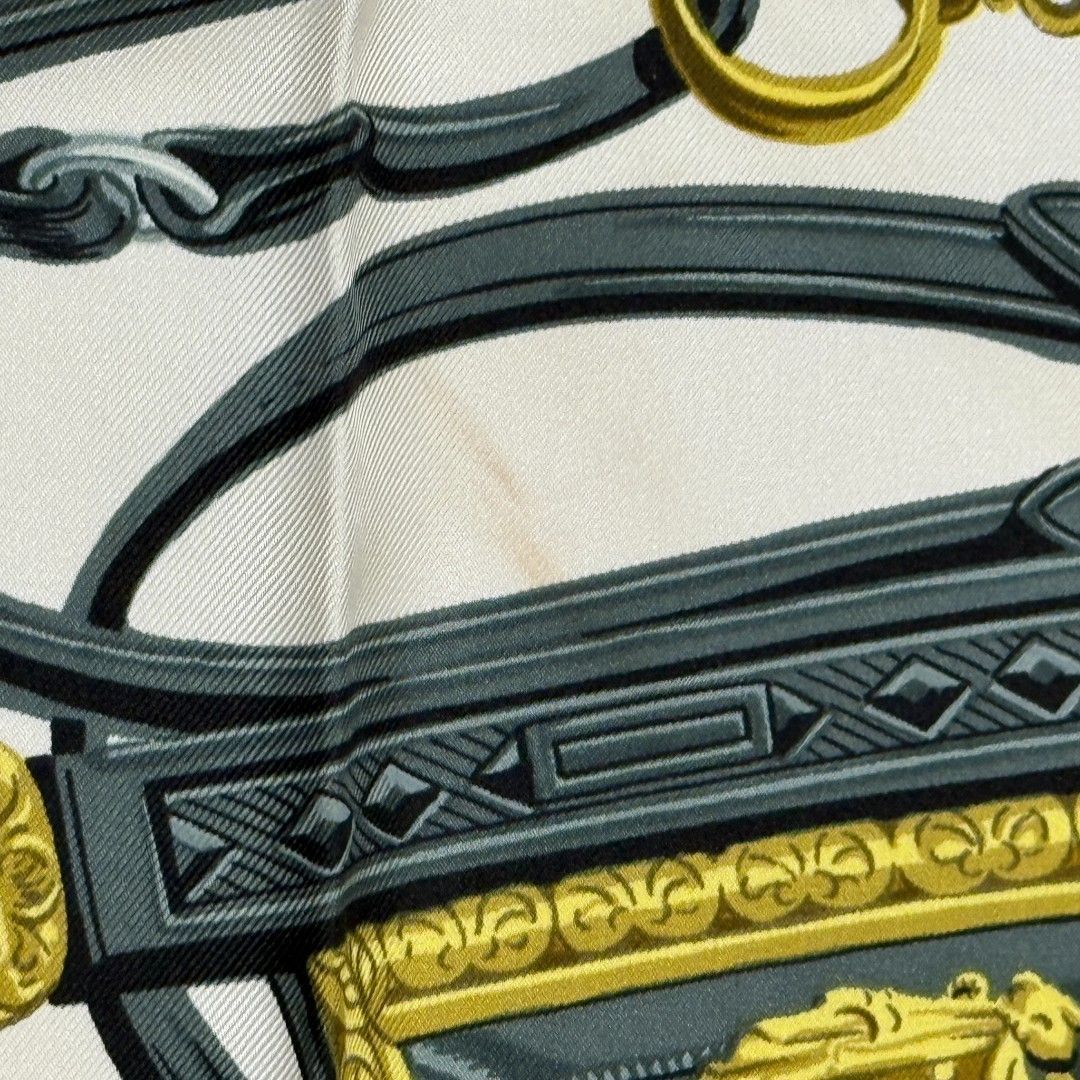 エルメス HERMES カレ90 BRIDES de GALA シルクスカーフ ブルー×ゴールド MADE IN FRANCE