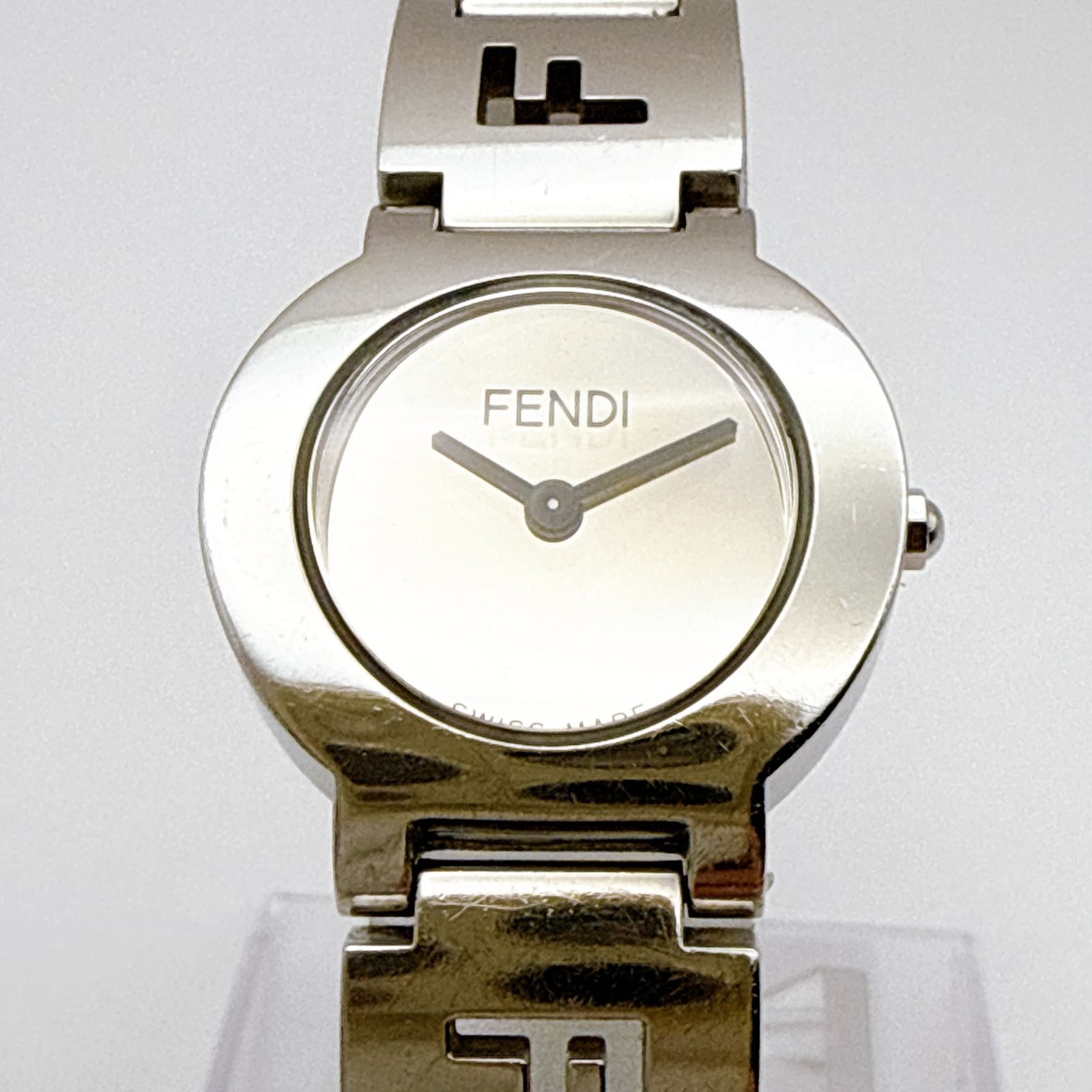 A 089 FENDI 3050 L フェンディ ラウンドケース ミラーダイアル レディースウォッチ