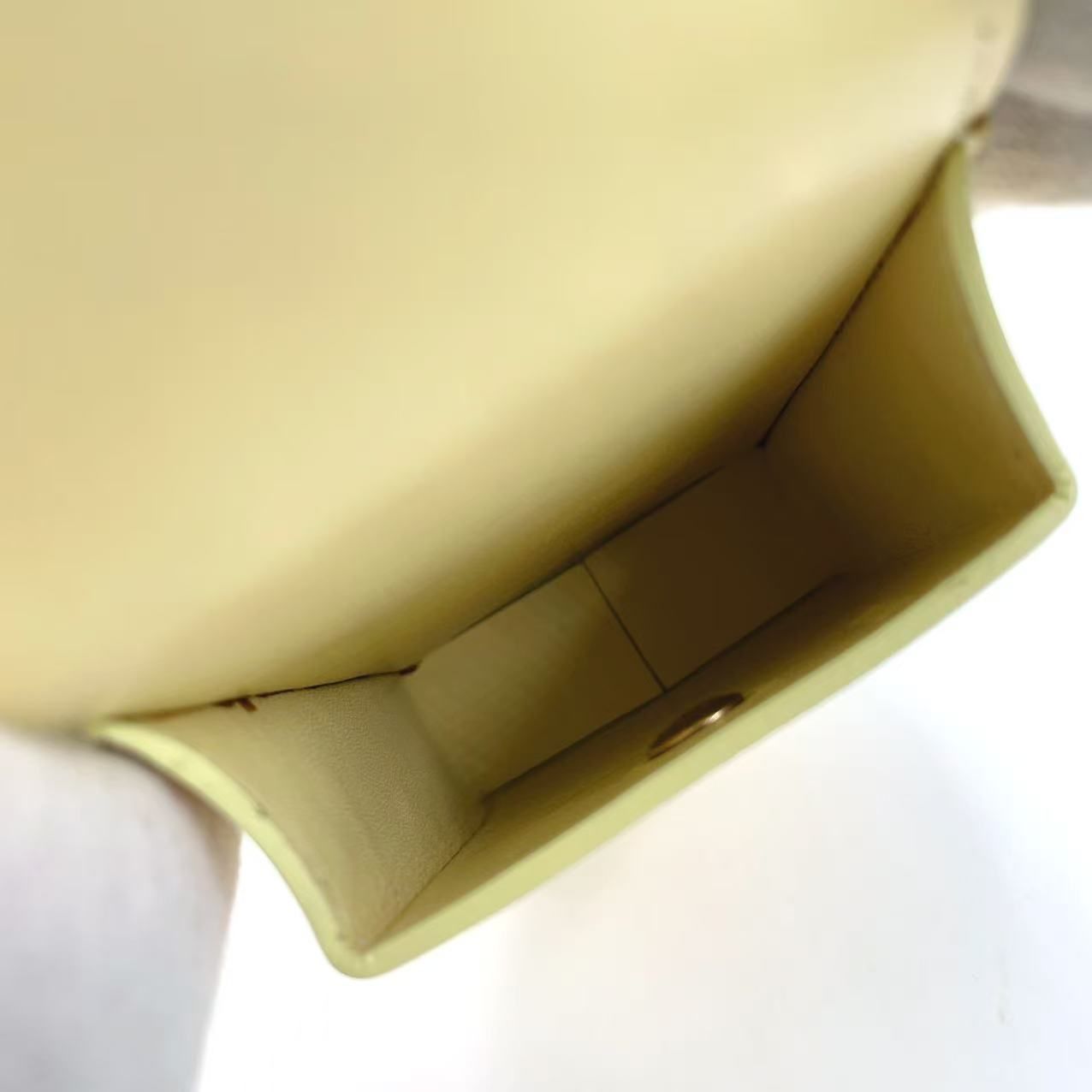 LOUIS VUITTON モノグラムヴェルニ エナメル イエロー シガレット