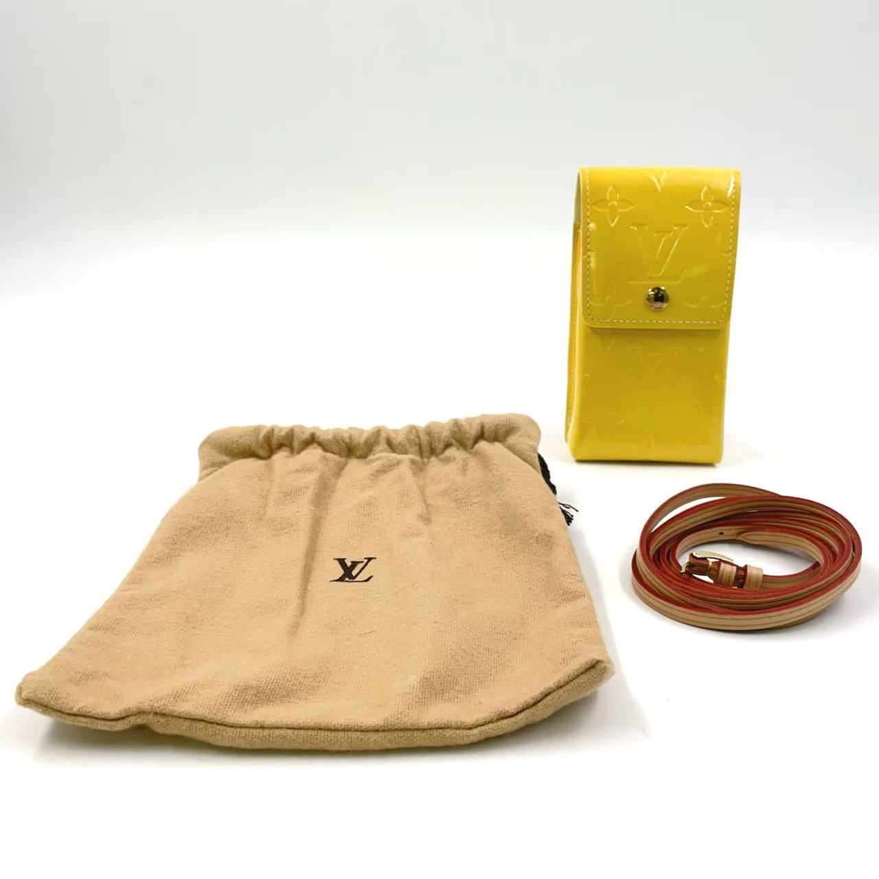 LOUIS VUITTON モノグラムヴェルニ エナメル イエロー シガレット