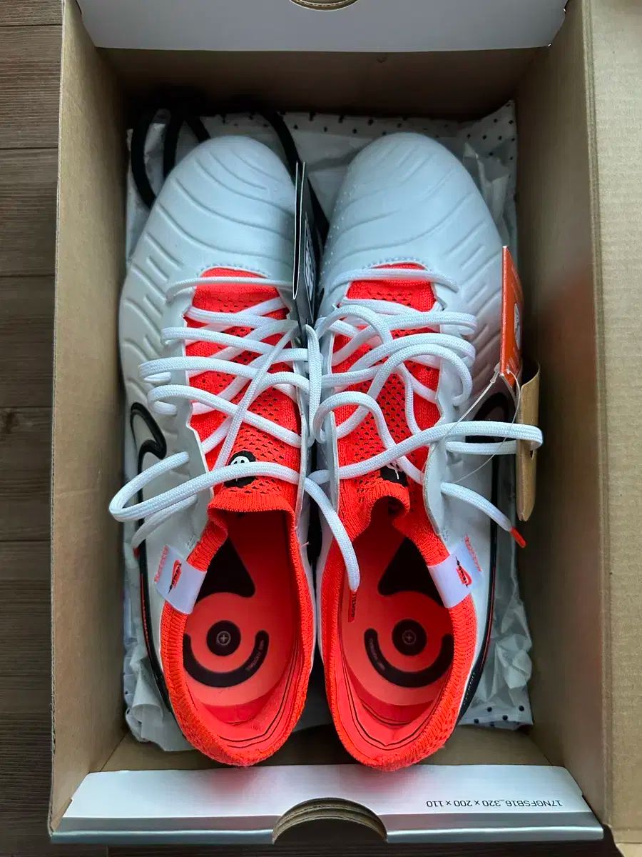 ナイキ ティエンポ レジェンド10 AG 27.5cm