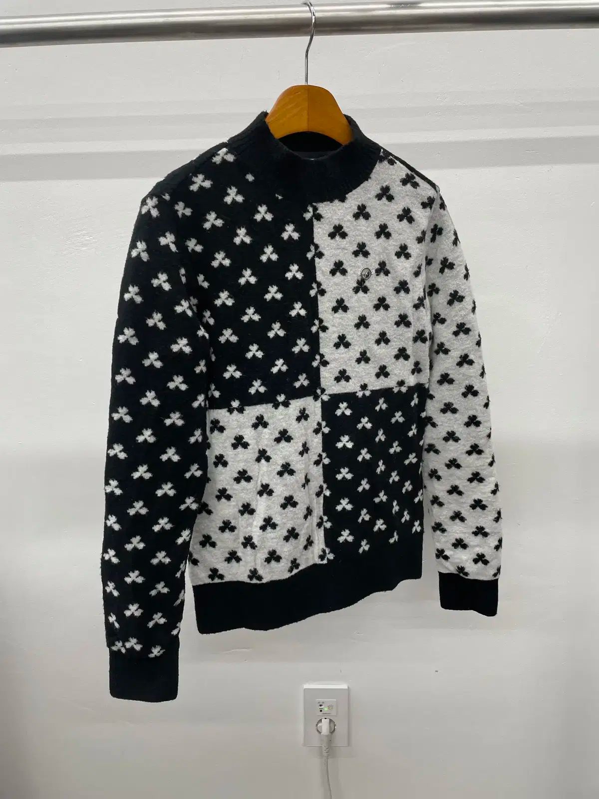 レディース マンシングウェア ゴルフ 防風 ニット S 85サイズ