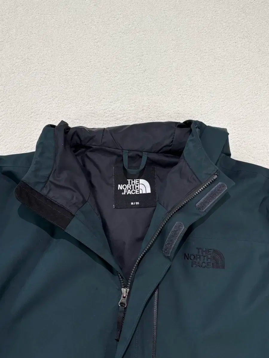 THE NORTH FACE ザノースフェイス ドライイベント 防水 ウィンドブレーカー 95 ダークグリーン