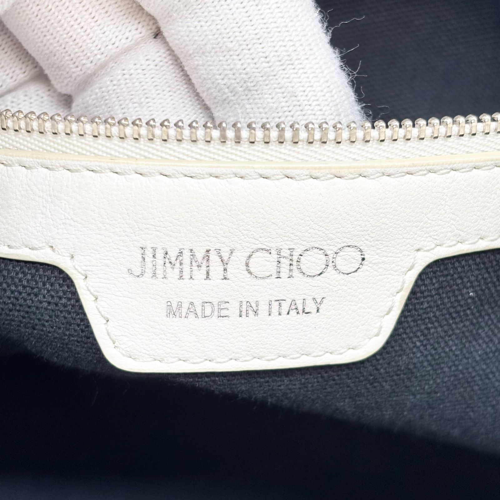 ホワイト×シルバースタッズ バッグ