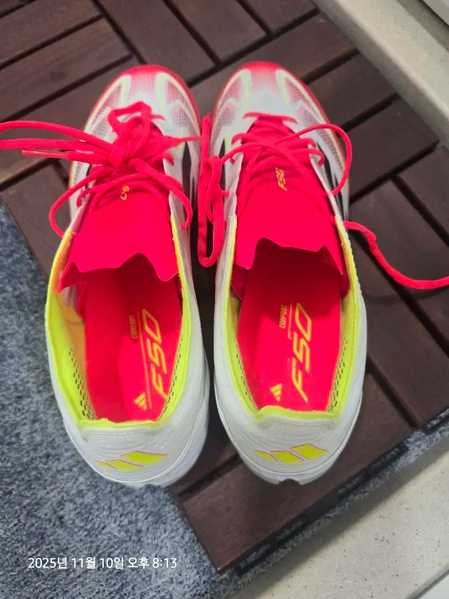 アディダス F 50 プロ TF サッカーシューズ 265 mm