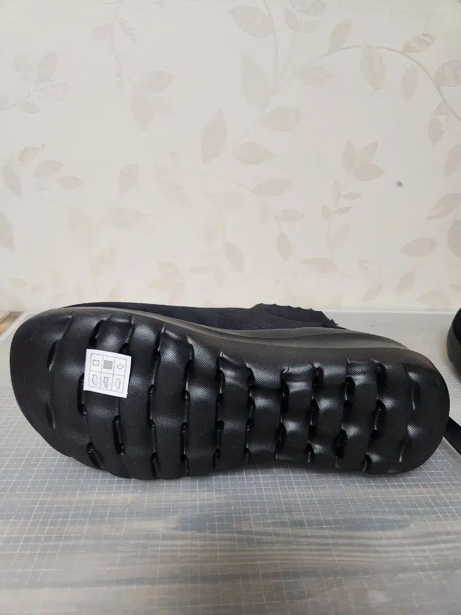  スケッチャーズ ON-THE-GO レディース ブーツです その他 ブーツ