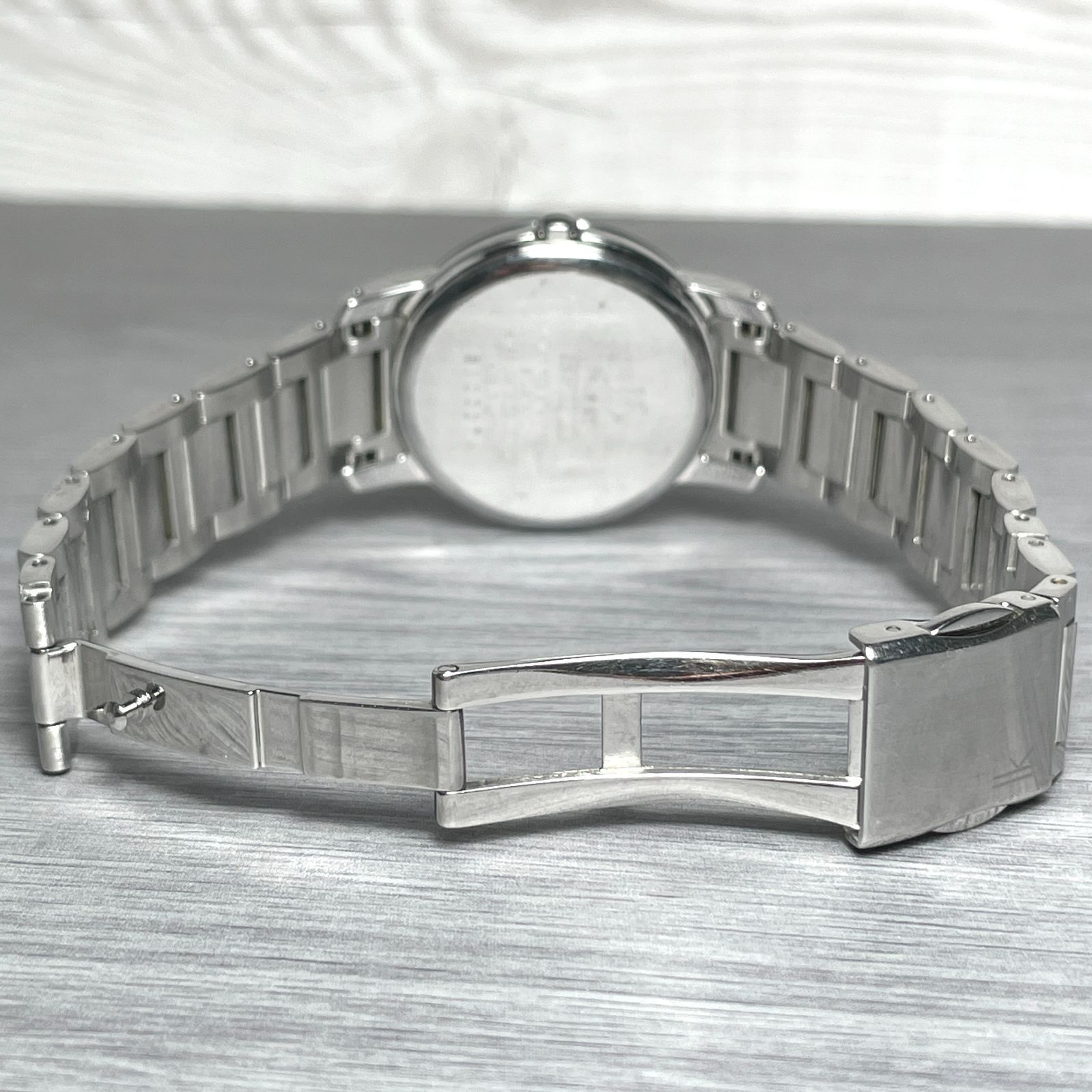 SEIKO セイコー クロノグラフ 文字盤ホワイト シルバーベルト 