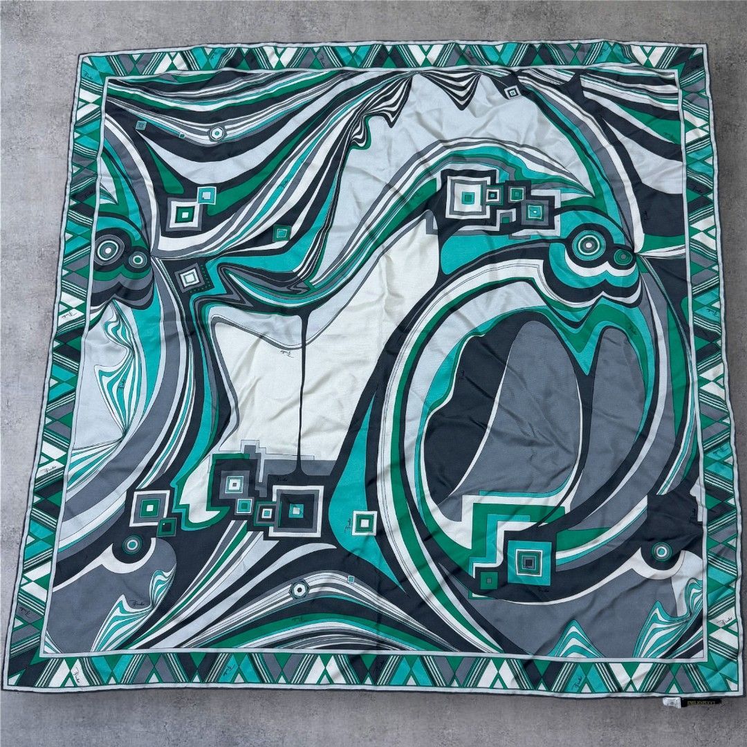 エミリオプッチ EMILIO PUCCI 幾何学模様 シルクスカーフ ターコイズ