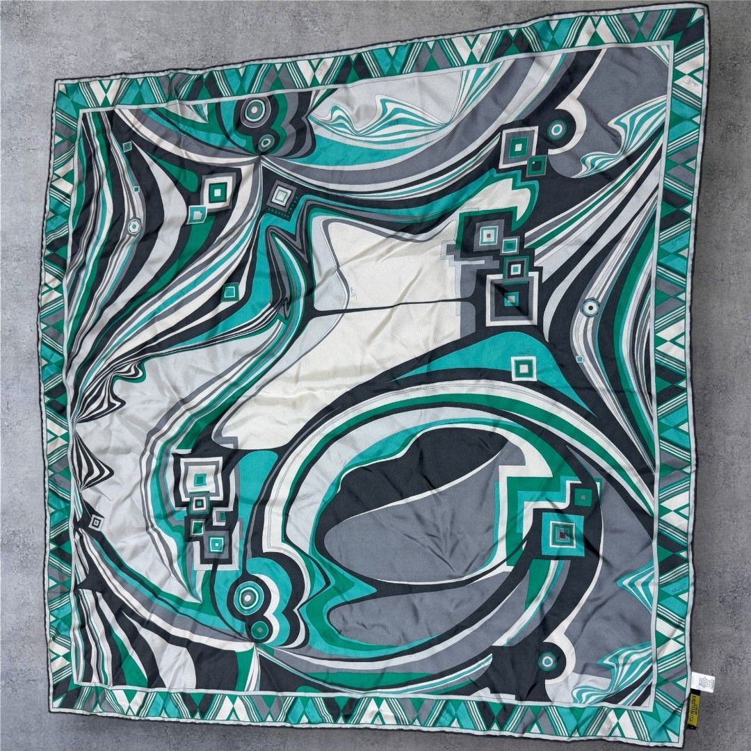 エミリオプッチ EMILIO PUCCI 幾何学模様 シルクスカーフ ターコイズ