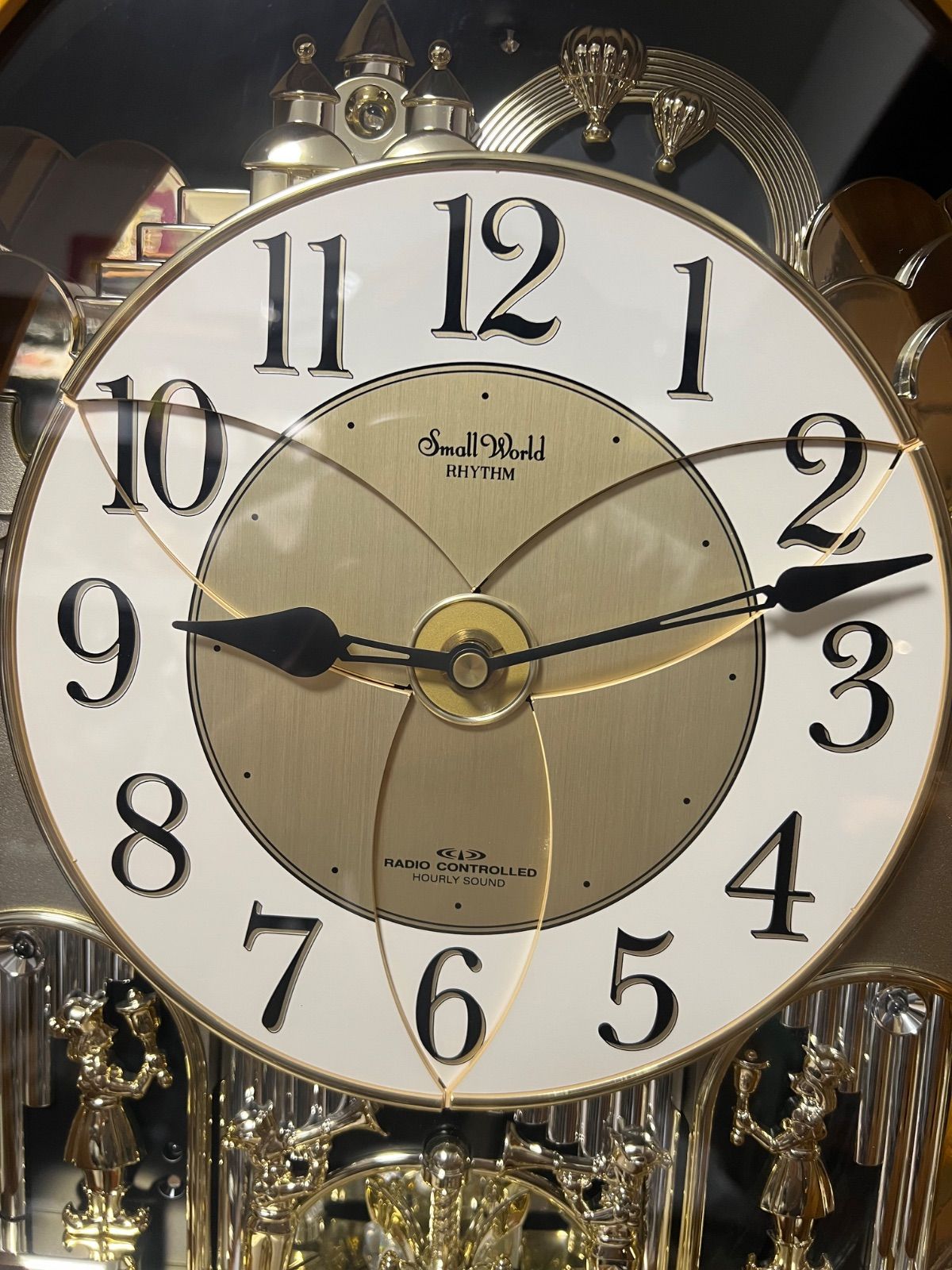 リズム時計 電波からくり時計 4MN422RH - メルカリ