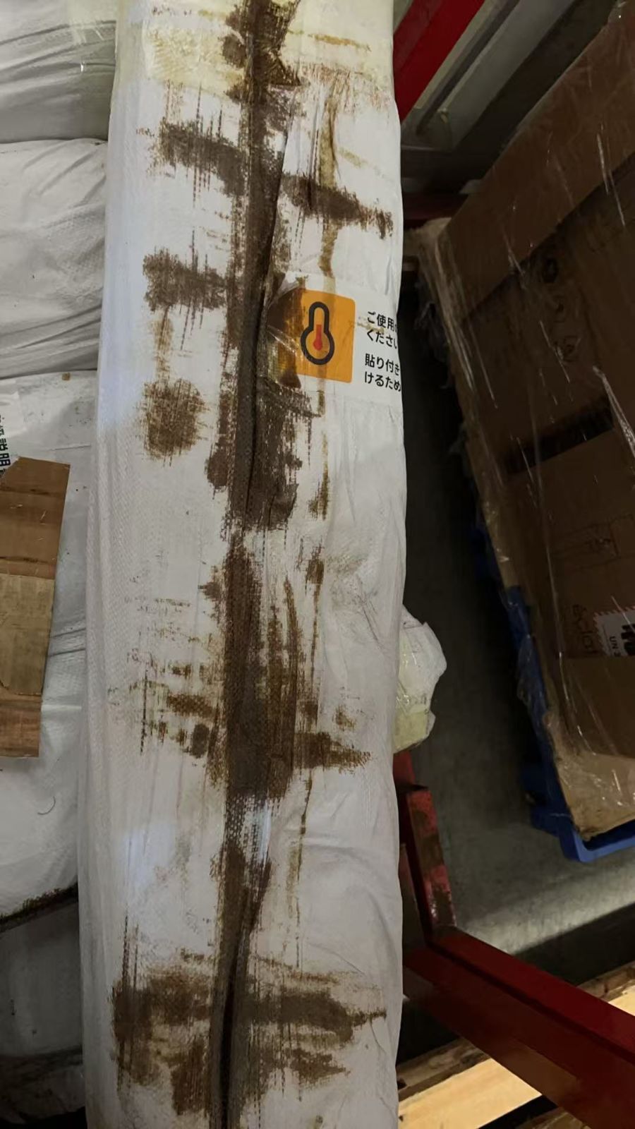 防水シート 屋外 耐低温 アルミテープ 幅1m 長さ15m 耐熱 厚手シート 簡単施工 ブチルテープ 自粘着 屋根 水漏れ防止テープ コンクリート ベランダ 超防水アルミテープ 絶縁 難燃 防音 強力 補修シート 厚さ1.5mm×幅1m×長さ15m