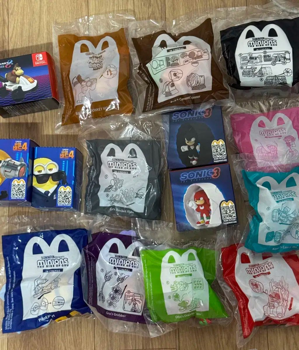 マクドナルド ハッピーセット おもちゃ まとめ BOOK 含む