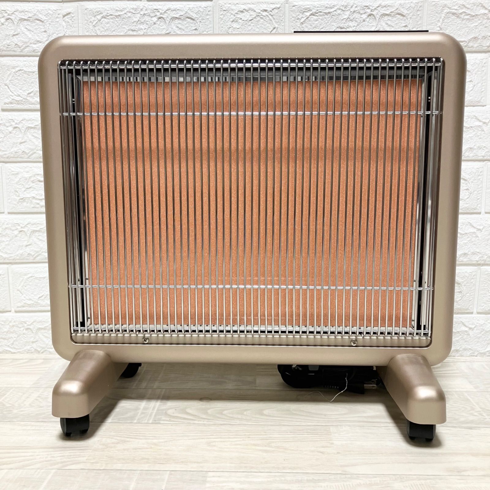 サンルミエ アクセラ7 N 700 L GR アクサ精工 遠赤外線暖房器具