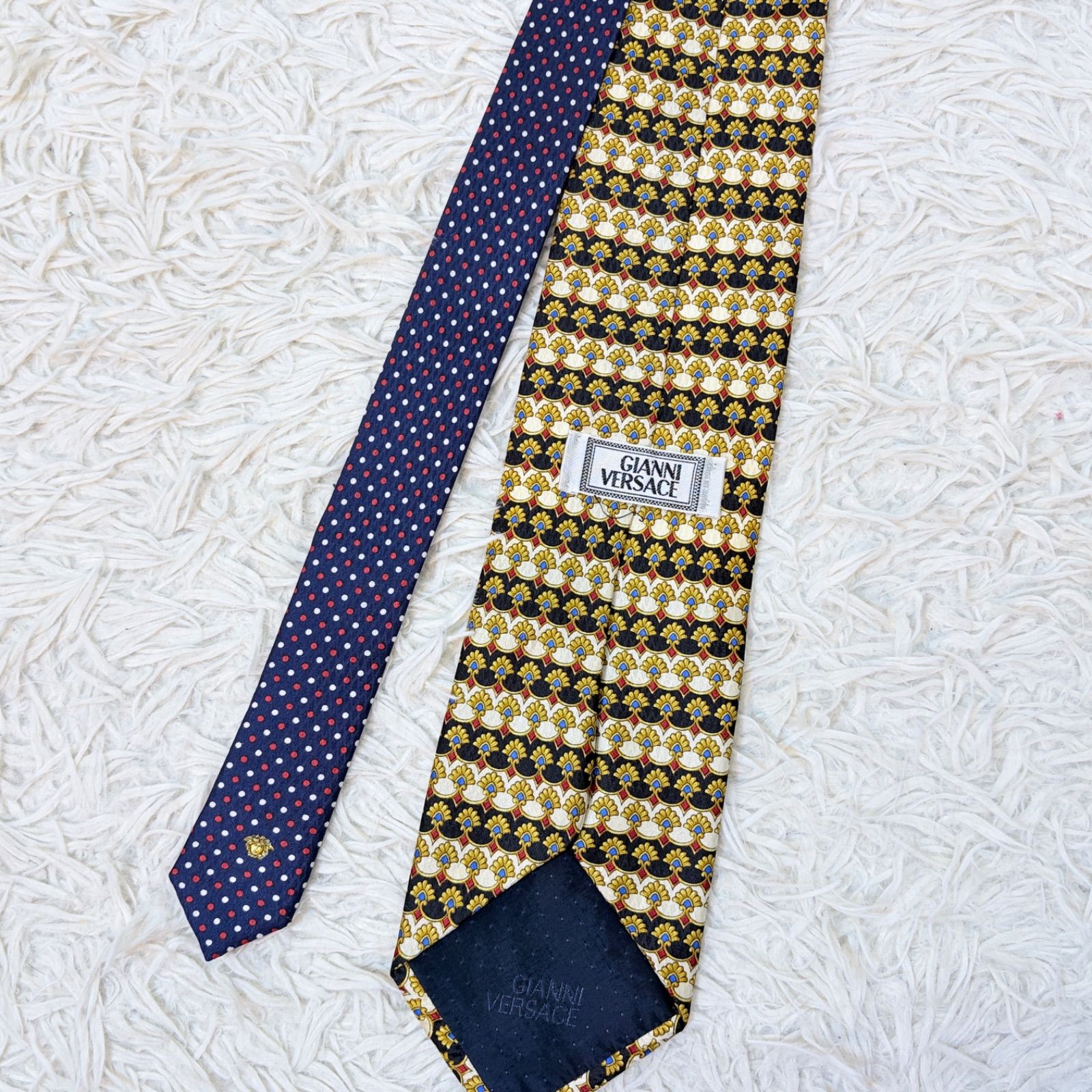 ✨美品✨VERSACE ヴェルサーチ　ネクタイ　バロック柄　メデューサ　花柄 美品】ヴェルサーチ ネクタイ 総柄 メデューサ バロック シルク