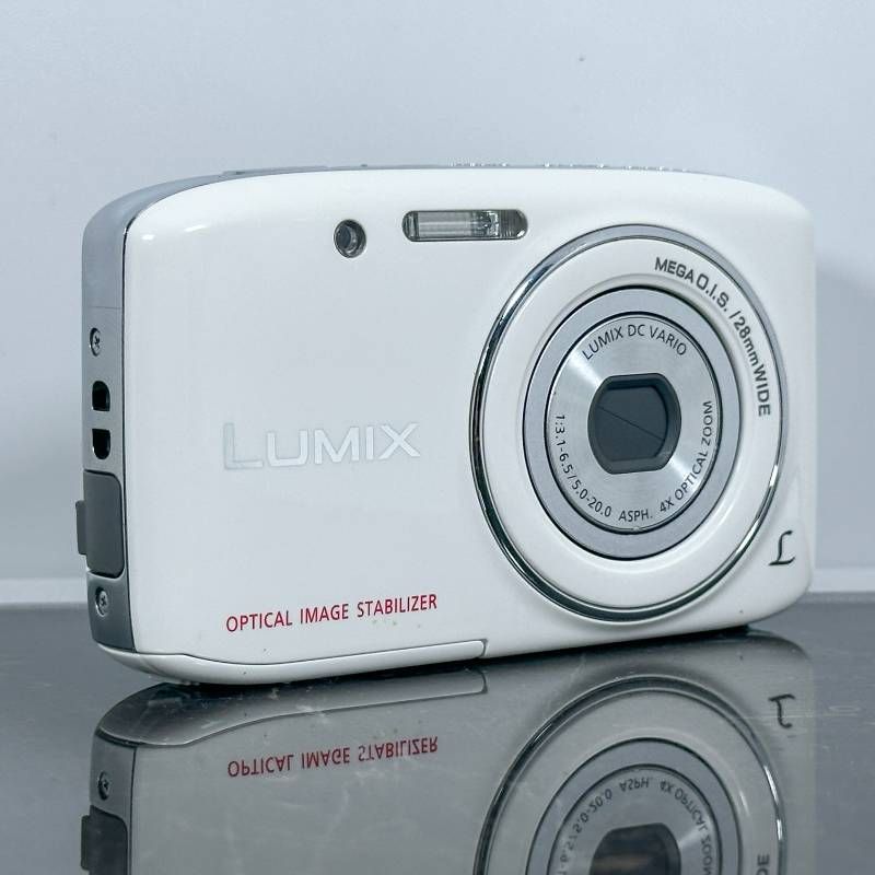 Panasonic LUMIX DMC-S2 ホワイト コンデジ 1410万画素 手ブレ補正付き