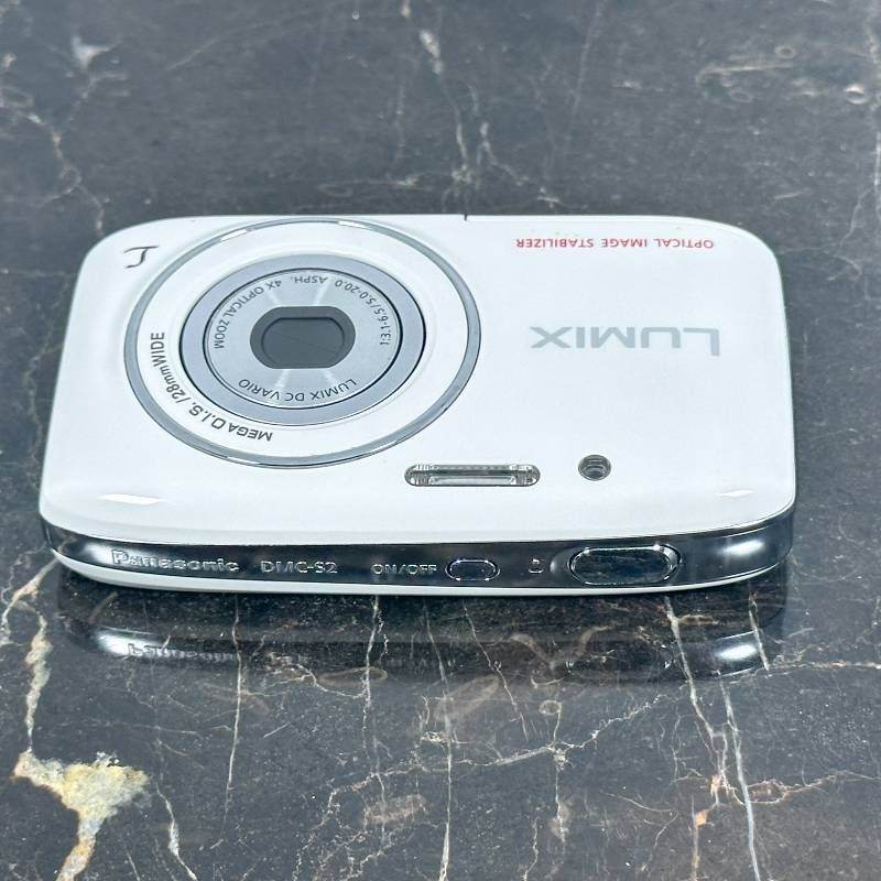【美品】Panasonic LUMIX DMC-S2 ホワイト デジカメ Amazon | パナソニック デジタルカメラ ルミックス S2 光学4倍