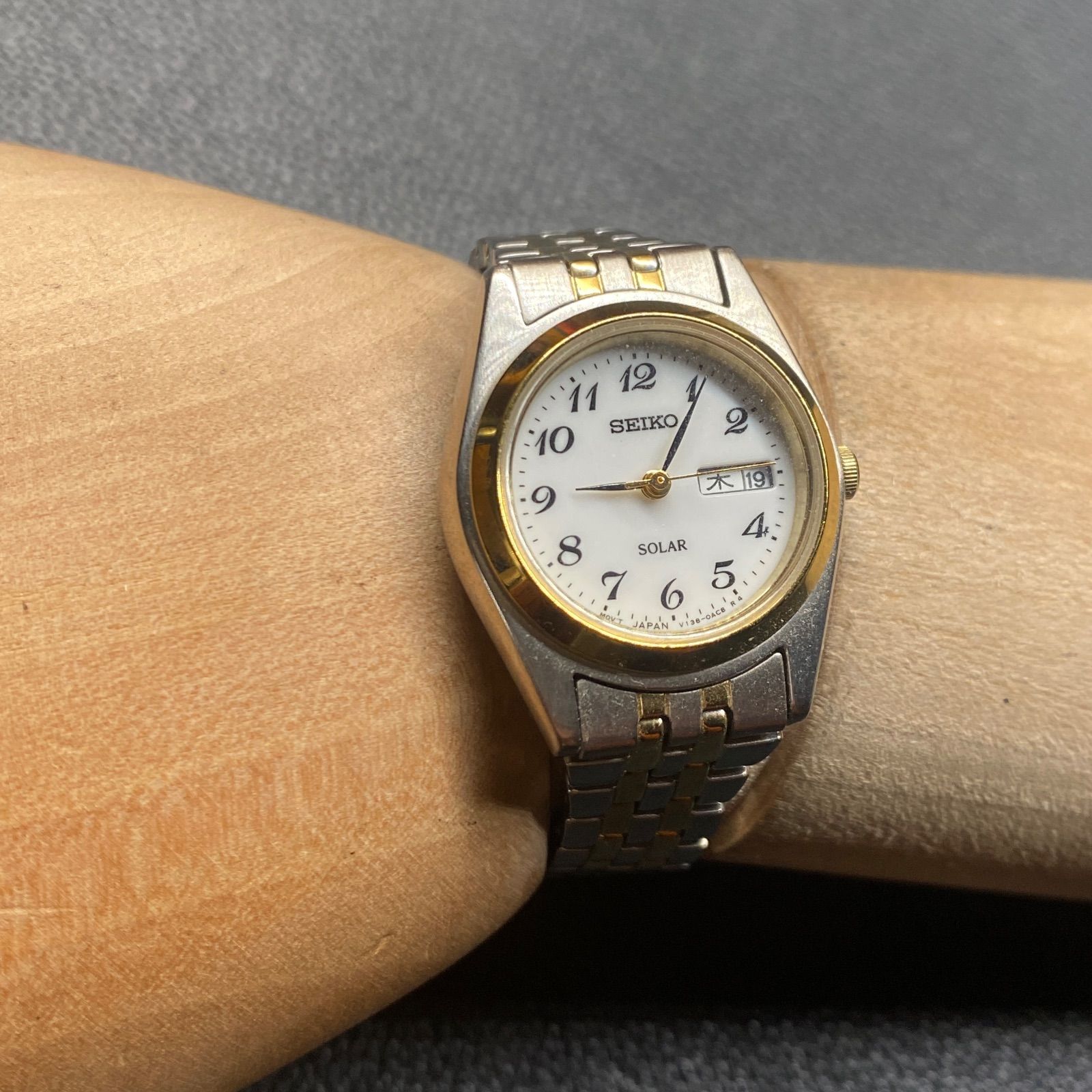 SEIKO◇ソーラー腕時計⁄アナログ⁄レザー⁄WHT⁄BLK⁄7B75-0AB0 SEIKO