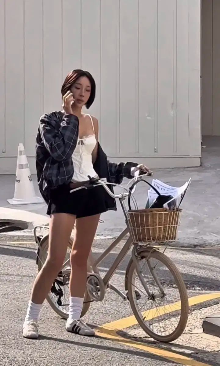  グロウニー BLOOMING CORSET TOP WHITE 半袖(Tシャツ) Tシャツ カットソー