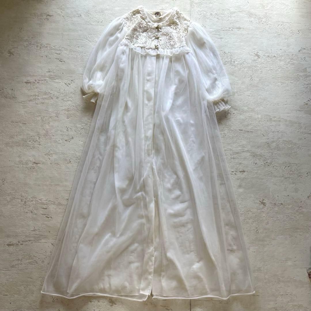  昭和レトロ レースガウンワンピース 花刺繍×ふんわり袖 クラシカルで上品 ab その他 下着 アンダーウェア