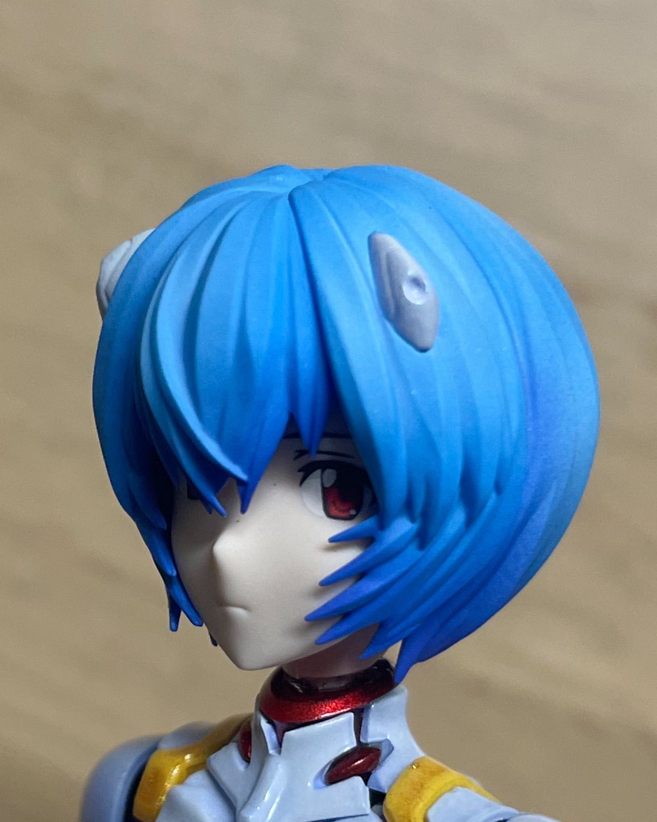 30MP 新世紀エヴァンゲリオン 綾波レイ(プラグスーツVer.) 　塗装完成品 30MP 綾波レイ(プラグスーツVer.)｜バンダイ ホビーサイト