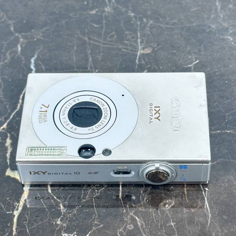 Canon IXY DIGITAL 10 シルバー ホワイト コンデジ デジカメ 710万画素