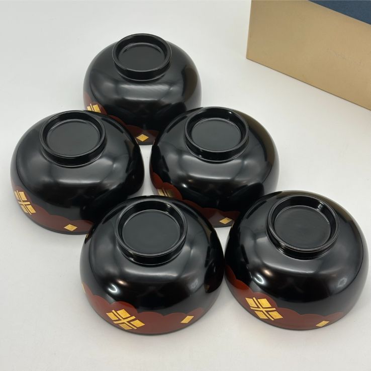 秀衡塗】外黒内朱 有職菱紋 椀揃 / 南部塗 南部漆器製造元『漆器の君塚
