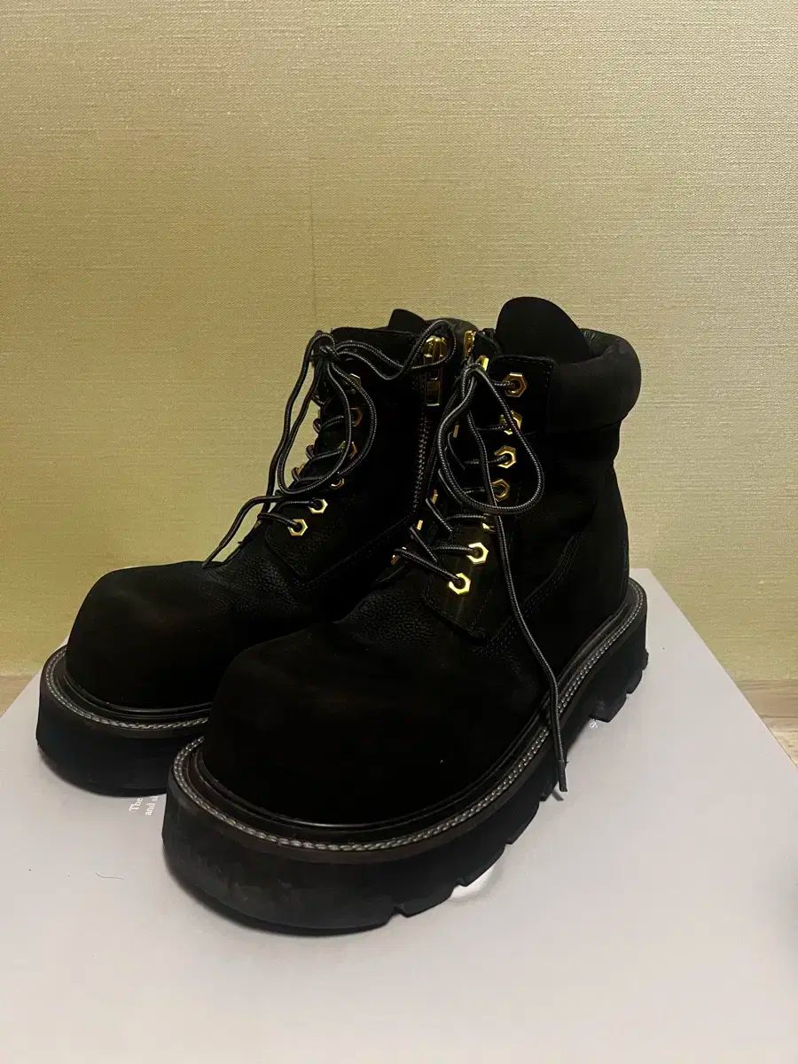 260 SOULESURES ベルーガ ブラック