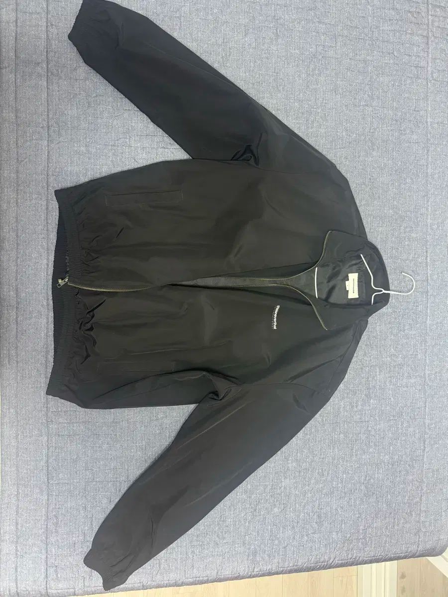 thisisneverthat ディスイズネバーザット ネバザ ウィンドブレーカー ジャケット