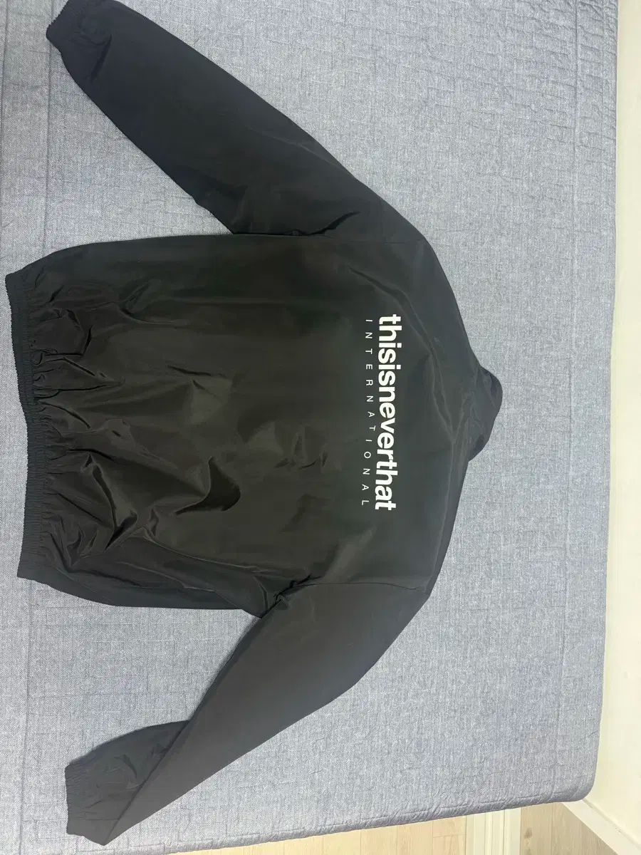 thisisneverthat ディスイズネバーザット ネバザ ウィンドブレーカー ジャケット