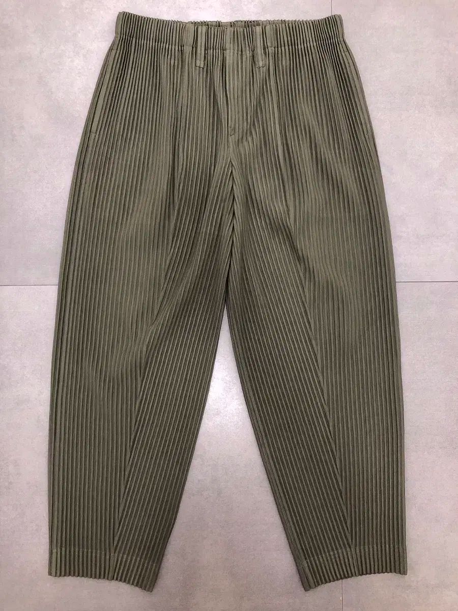 オムプリッセ イッセイミヤケ プリーツ パンツ 3